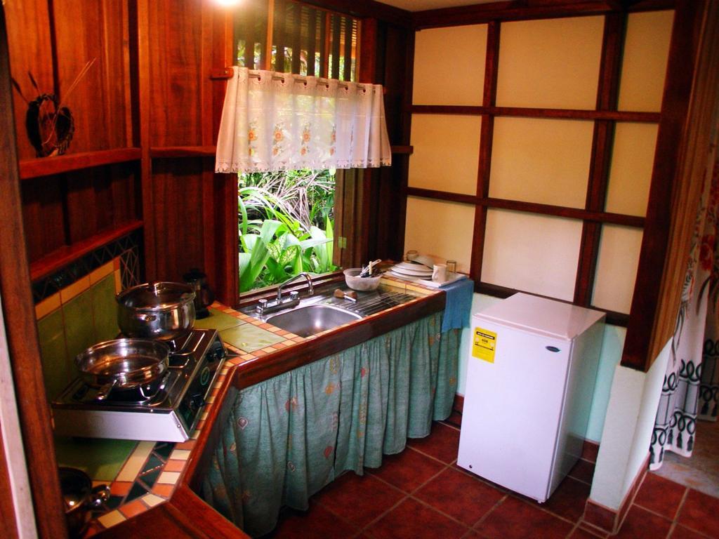La Casa De Rolando Villa Puerto Viejo de Talamanca Bagian luar foto